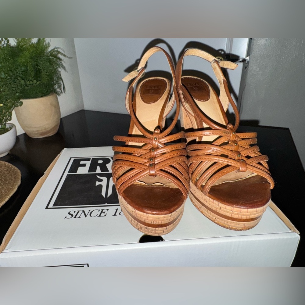 Frye platforms - Picture 6 of 6